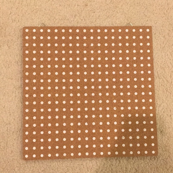 UNUSED Push-Pin board WITH pins, notebook & pen!! - Picture 2 of 6
